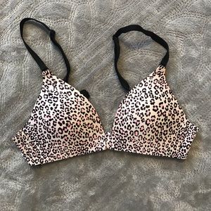 ❤️Victoria Secret No Wire Lightly Lined 32 A Bra